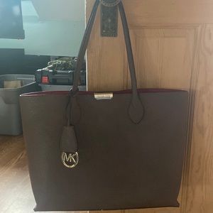 Michael Kors Bucket Purse